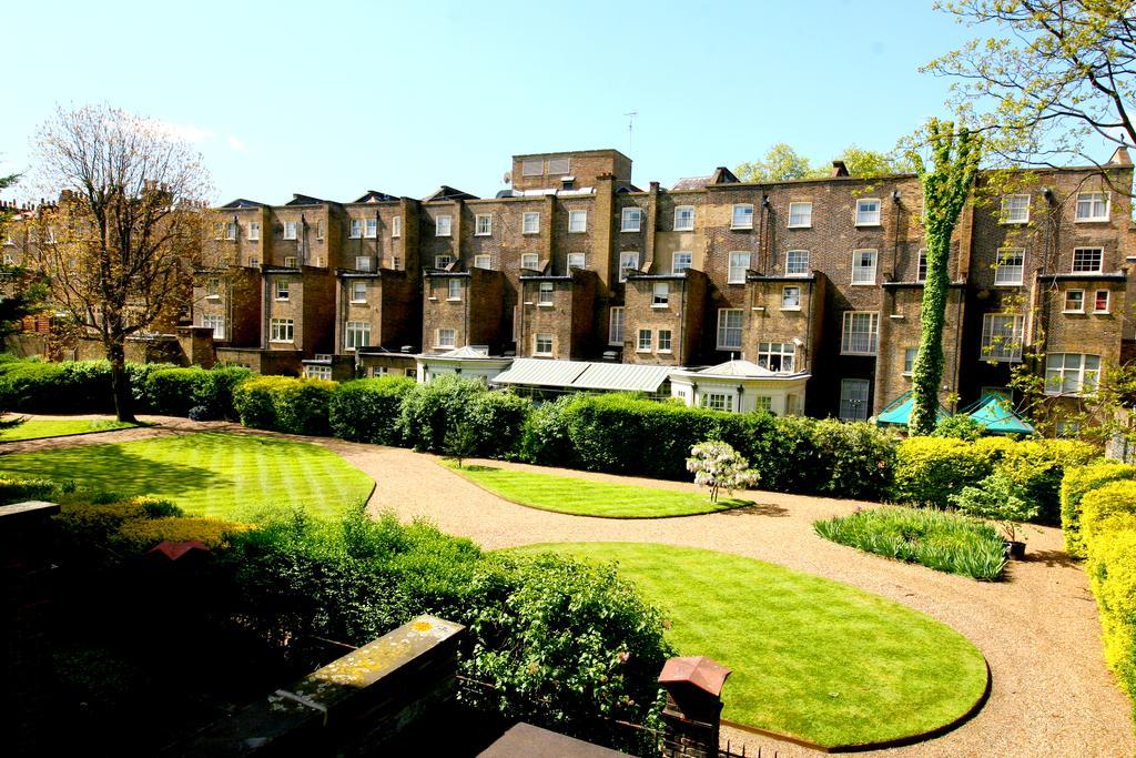 The Penn Club Bed & Breakfast Londra Exterior foto