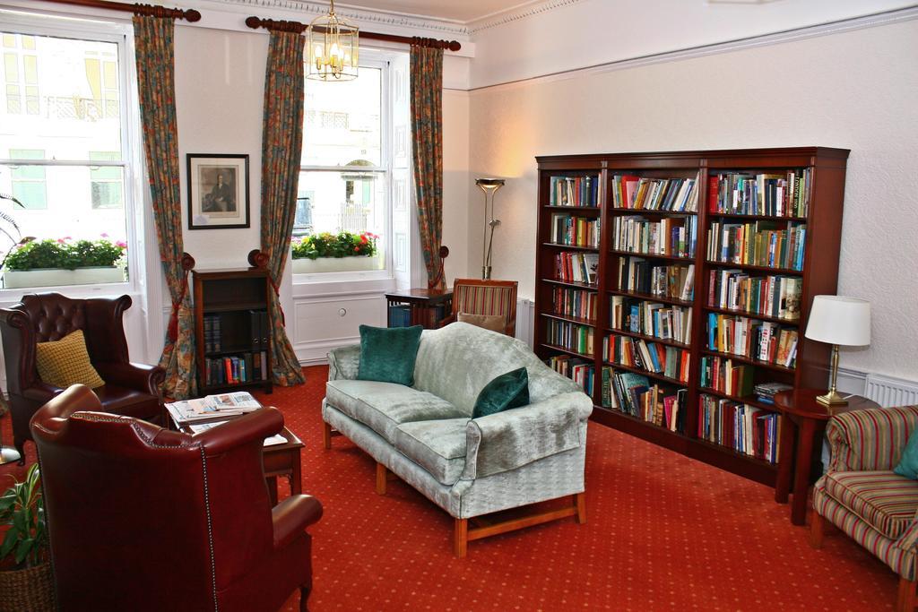 The Penn Club Bed & Breakfast Londra Exterior foto
